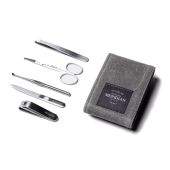 ערכת טיפוח לציפורניים מבית MERIDIAN מרידיאן דגם NAIL KIT M7