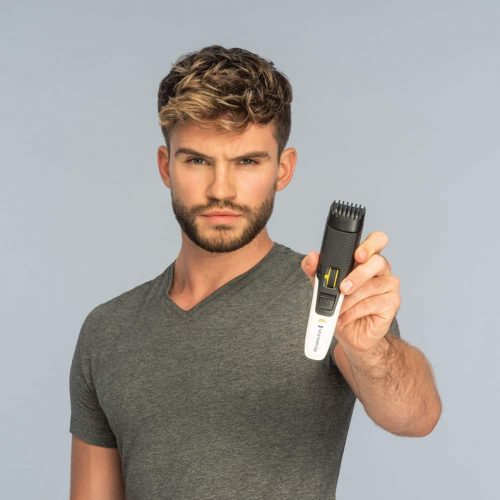 SS20-MB4000-Style-Series-B4-Lifestyle-In-Hand