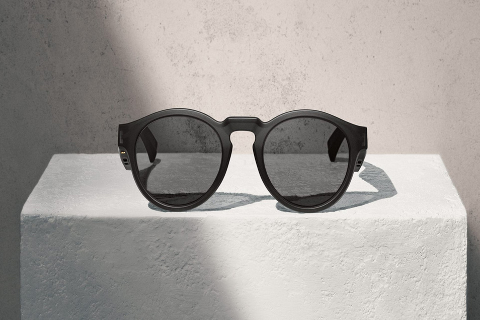 Look cool with sound on your ear with Bose glasses.